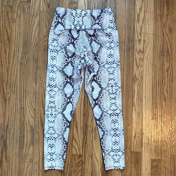 Onzie High Rise 7/8 Legging - Snake Print - Picture 2 of 4